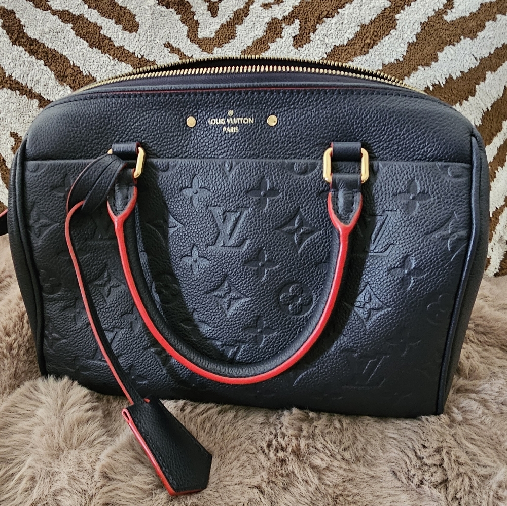 °°°Handbag SOLD Louis Vuitton  LV Zippy Wallet Available